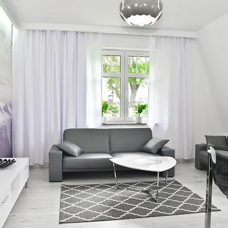 W Chmurach - Apartamentuj *